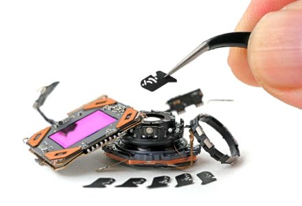 iFixit 拆解 iPhone18 Pro:可变光圈叶片薄如发丝,损坏需整体换主摄-极客视界 - 数码评测_手机推荐_智能硬件_科技生活