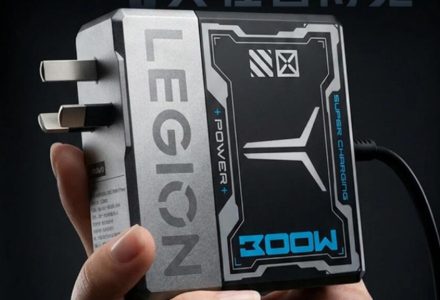 联想拯救者300W氮化镓电源正式上市，售价399元-极客视界 - 数码评测_手机推荐_智能硬件_科技生活